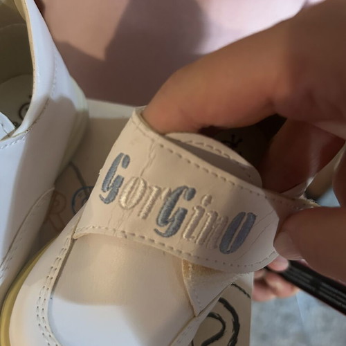 Baby shoes like new