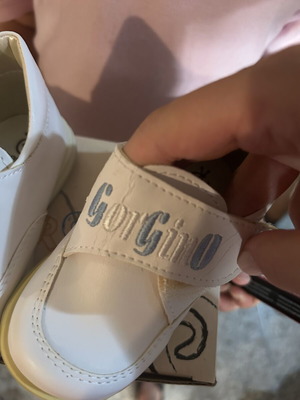 Baby shoes like new
