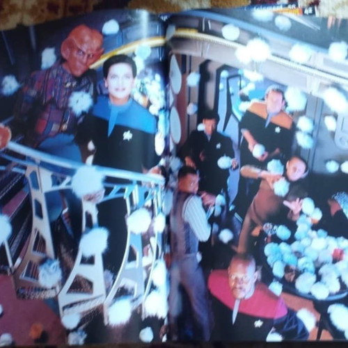 DreamWatch magazine #38 October 1997 with Star Trek poster new