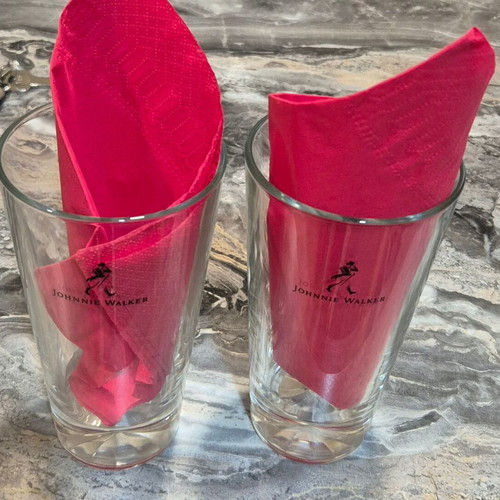 Johnnie Walker collectible glass set of 6 like new