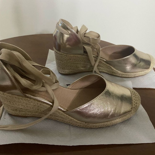 Leather platform sandals gold with beige ties size 41 like new
