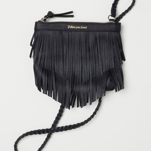 H&M black shoulder bag with fringe and "Follow your heart"