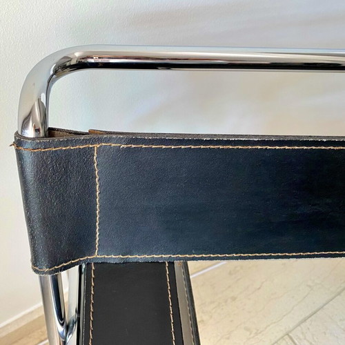 Wassily armchair black, like new