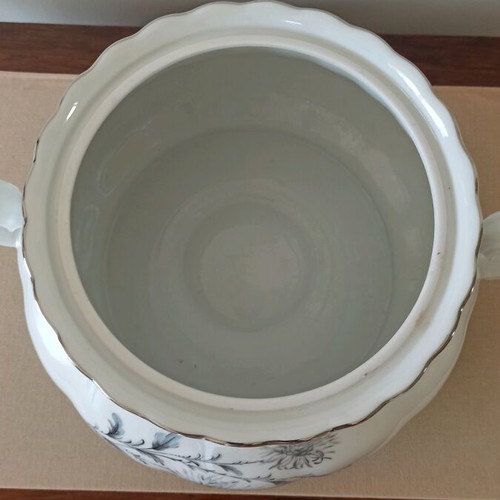 Bavarian Wunsiedel soup tureen like new, German porcelain