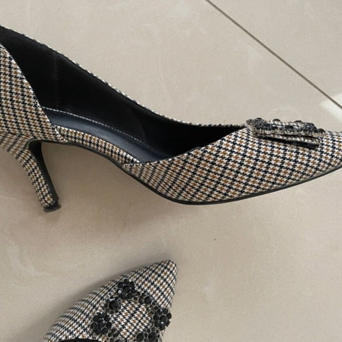 Migato French Style Pumps like new, medium 7cm heel, size 38, black and brown