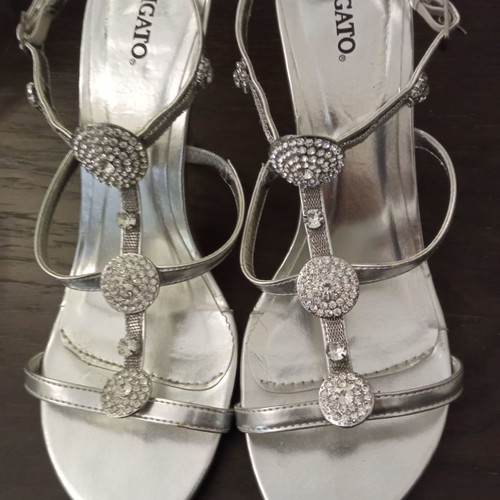Migato sandals used, leather silver with crystals, size 39