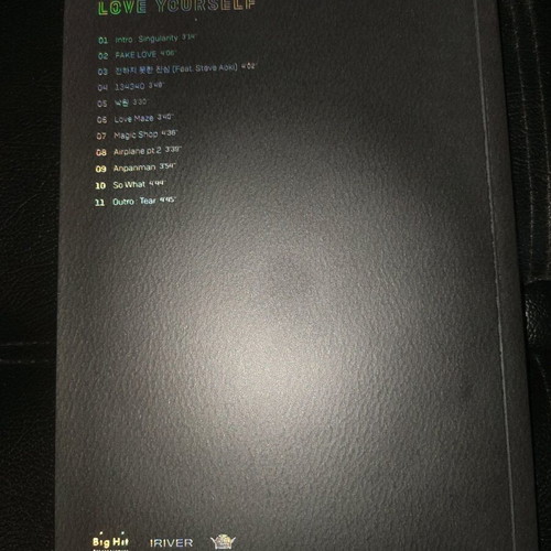 BTS Love Yourself Tear album like new, kpop