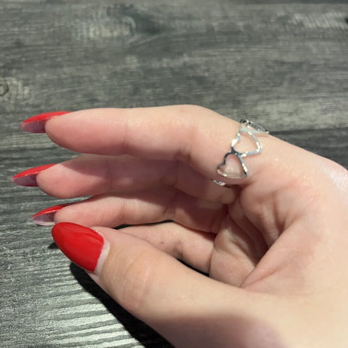 Silver ring brand new in excellent condition