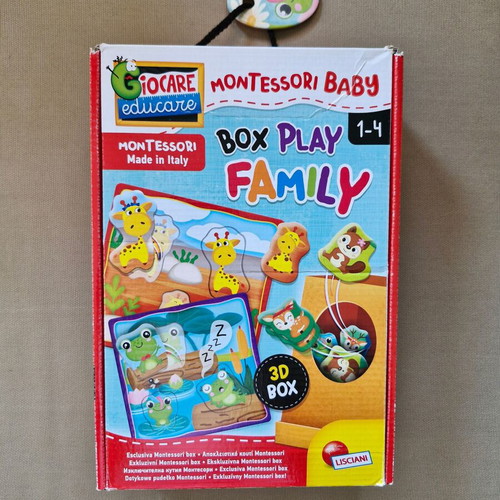 Lisciani Montessori Baby Box Play Family educational toy like new