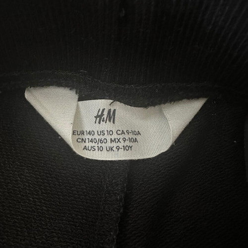 H&M Girl's Black Shorts size 140 cm like new