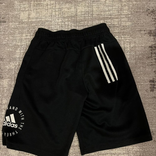 Adidas shorts used, size M, black