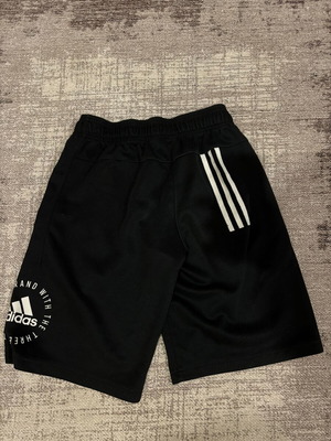 Adidas shorts used, size M, black