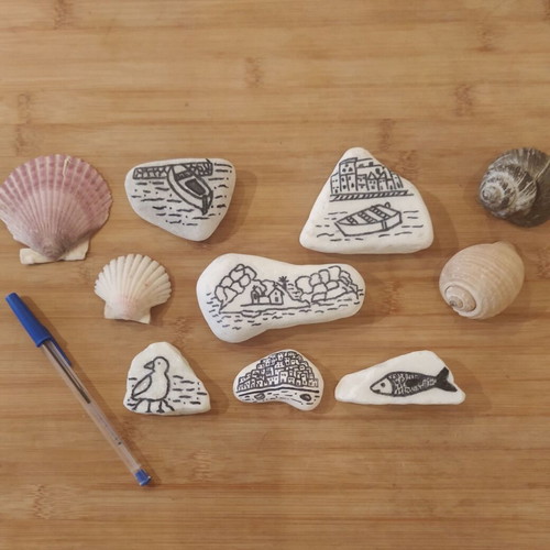 Set of 6 painted white stones with summer sea designs, like new