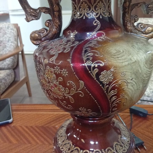 Vintage porcelain table lamp with amphora base