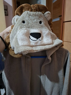 Children's robe like new, beige with lion hood for ages 3-6