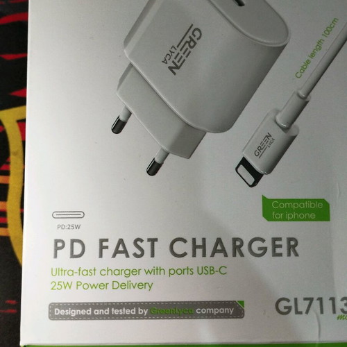 25W PD charger with Lightning cable like new