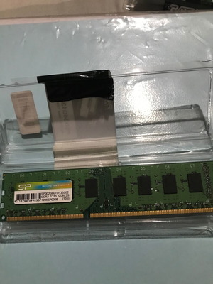 DDR3 1333 2G used RAM memory