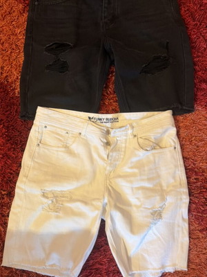 Funky Buddha denim bermudas used, black and white, size No34