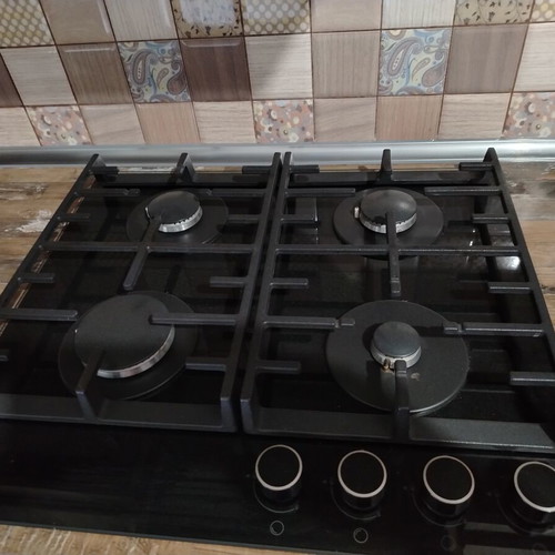 Complete kitchen with built-in oven and gas stove, like new