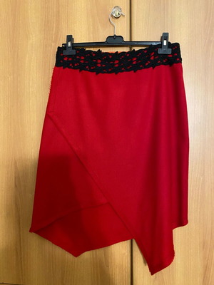 Pinko Vintage asymmetrical wool skirt new, black and red