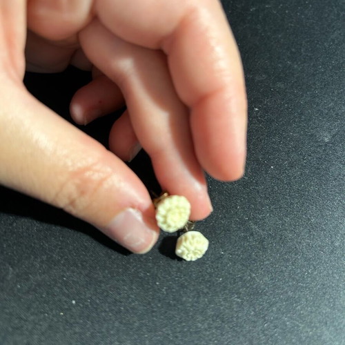 Flower earrings used