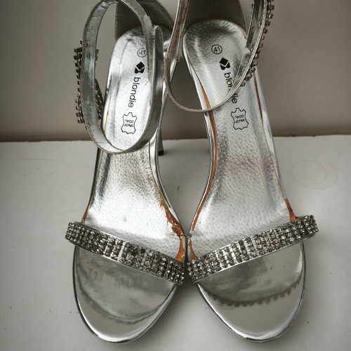 Silver sandals size 41 like new with strass and ankle strap