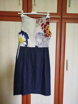Women's dress multicolored like new, size S
