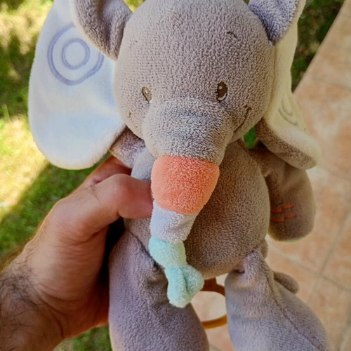 Nattou elephant used with lullaby music
