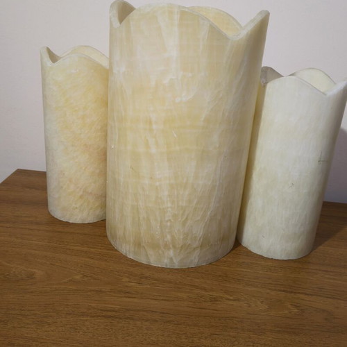 Set of 3 natural onyx alabaster cylinders