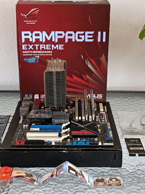 Asus Rampage II Extreme με Intel X5650 6C/12T, 4GB DDR3 2000MHz και ψήκτρα Thermalright σαν καινούργιο