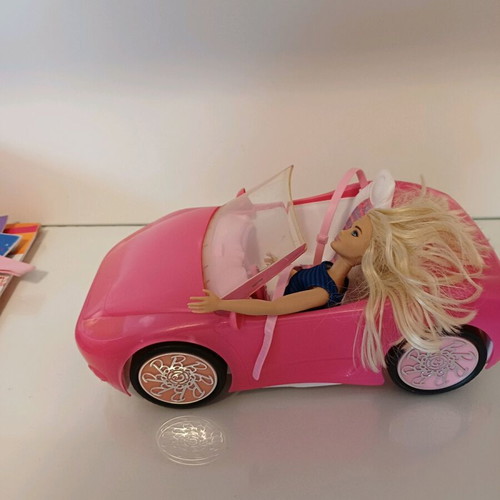 Barbie cabrio car like new