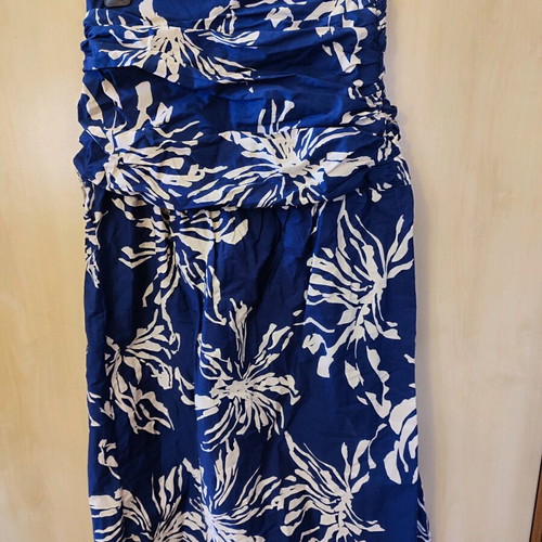 Zara midi cotton printed skirt like new, size large