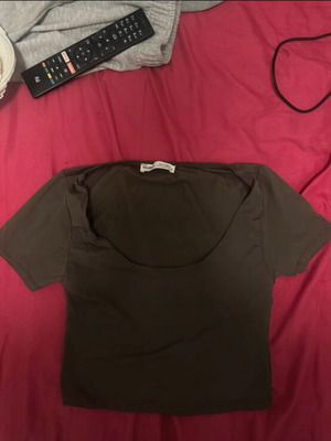 Pull & Bear top like new, brown, size M