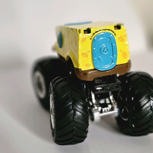 Hot Wheels Monster Trucks 1:64 Σαν καινούργιο - Bob Σφουγγαράκης