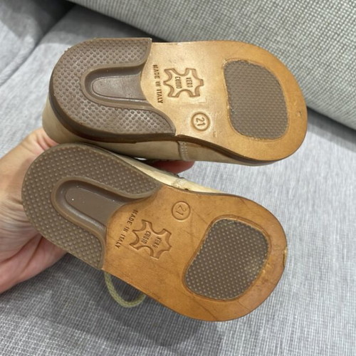 Baby shoes size 21 used from the 90s in excellent condition