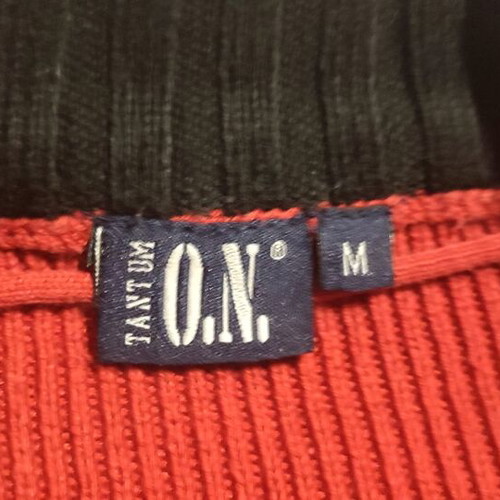 Tantum ON men's zipper sweater size M like new, red and black