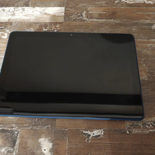 Amazon Fire HD 10 11th generation tablet like new