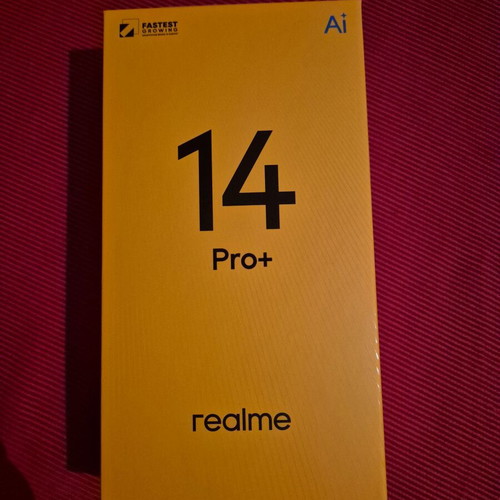 Realme 14 Pro+ 512GB 12GB Dual SIM smartphone like new, pearl white