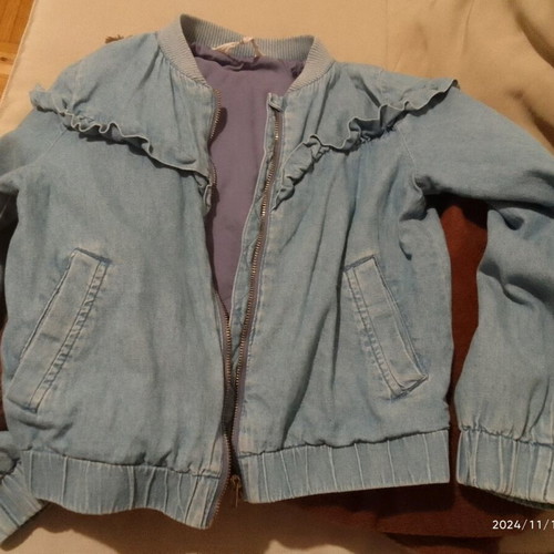 Girls' denim jacket 128cm like new, blue H&M