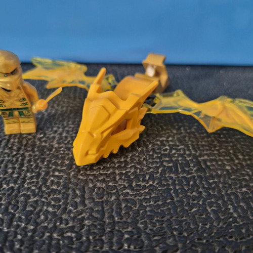 Lloyd figure with dragon used, not original Lego Ninjago