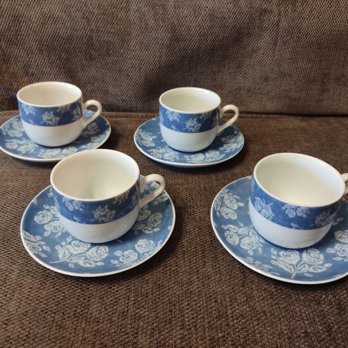 Ionia coffee cups set of 4, like new, porcelain
