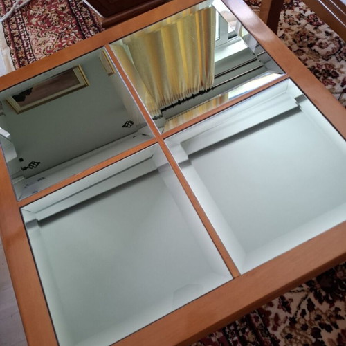 Square coffee table set with mirrored top for living room
