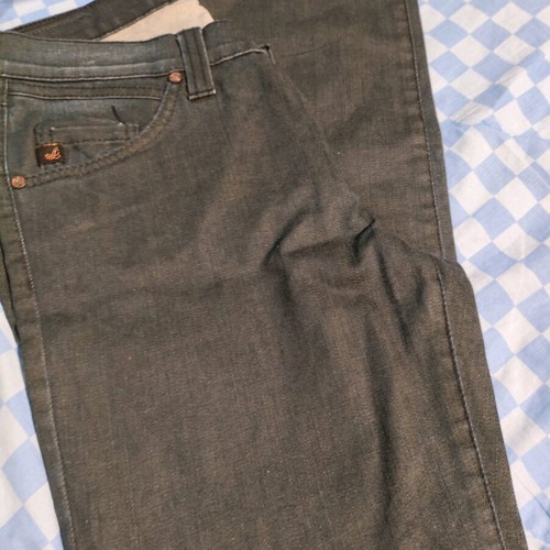 Sarah Laurence jeans new, dark with back pocket design, size 10
