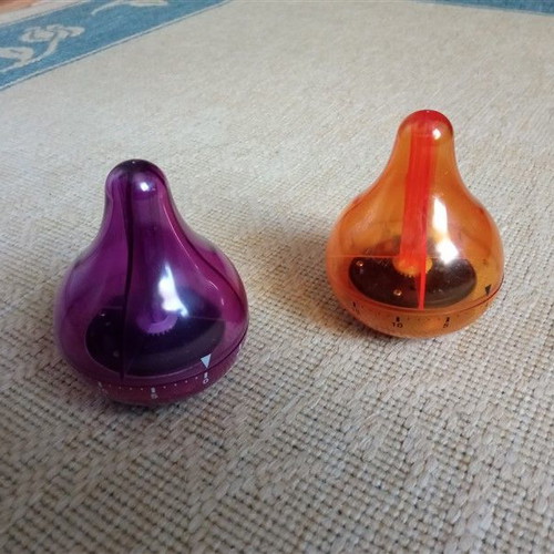 Mechanical kitchen timers new, set of 2 pieces