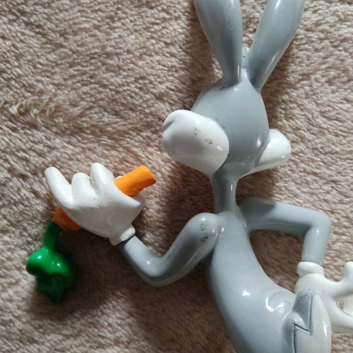 Bugs Bunny plastic decorative figure 15cm used from Deagostini