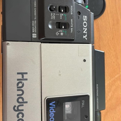 Sony CCD-V30E Video Camera Vintage Video 8 with Accessories