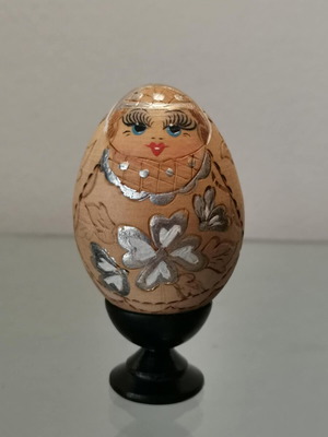 Babushka Matreshka Egg used, wooden with hand carving and painting