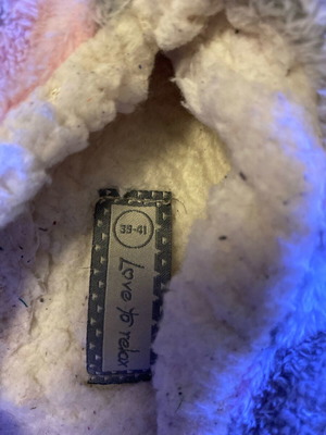 Slippers used, size 39-41