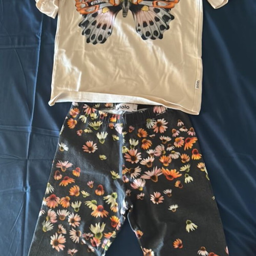 Girl’s winter-spring set size 7-8 years like new