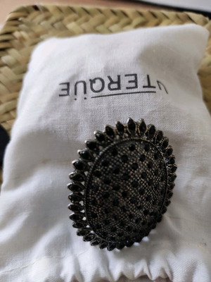 Uterque ring used from Inditex group